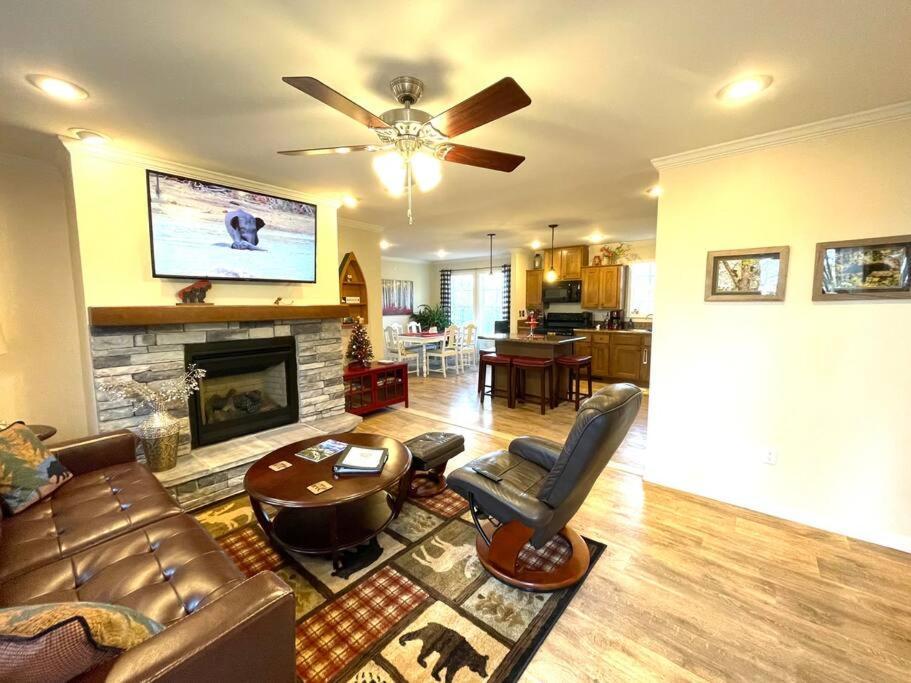 Mountain Views, Pets Welcome-Lake And River Access Lake Lure Exterior photo