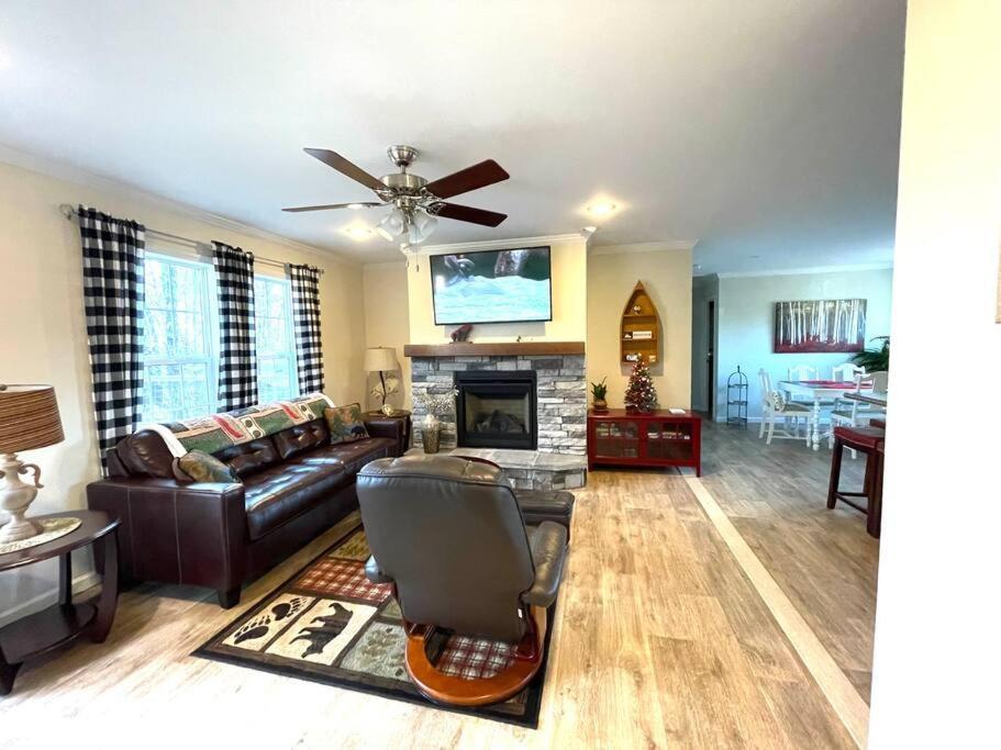Mountain Views, Pets Welcome-Lake And River Access Lake Lure Exterior photo